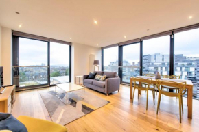 GuestReady - Stylish Top Floor Apartment in the City Centre